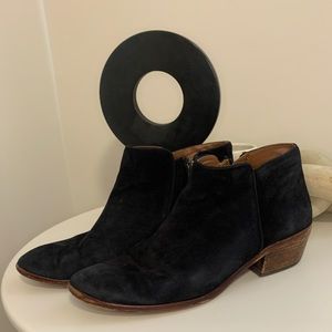 Black Booties 8.5